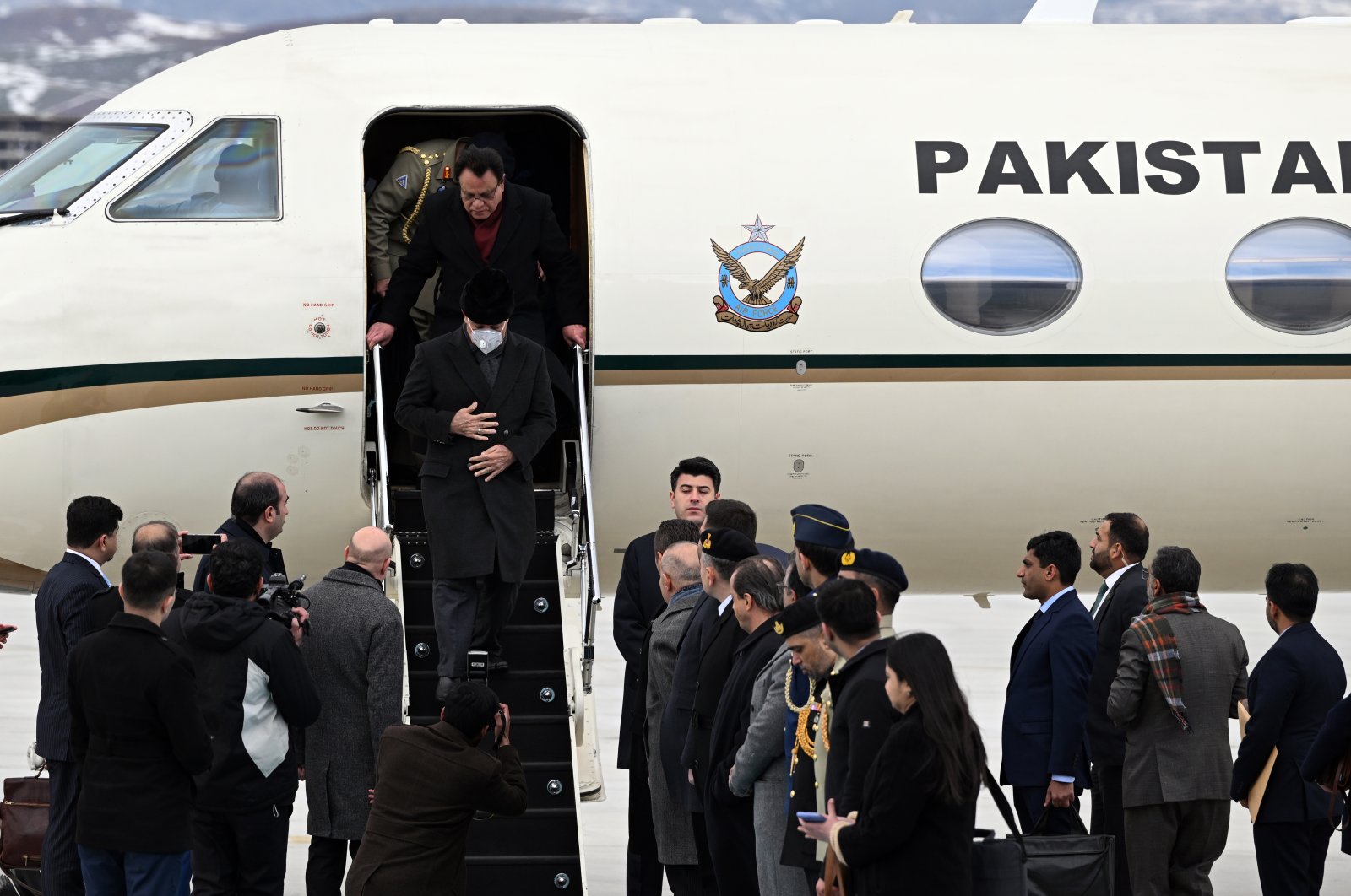 Pakistani Prime Minister Shahbaz Sharif disembarks the plane, in the capital Ankara, Türkiye, Feb. 16, 2023. (AA Photo)