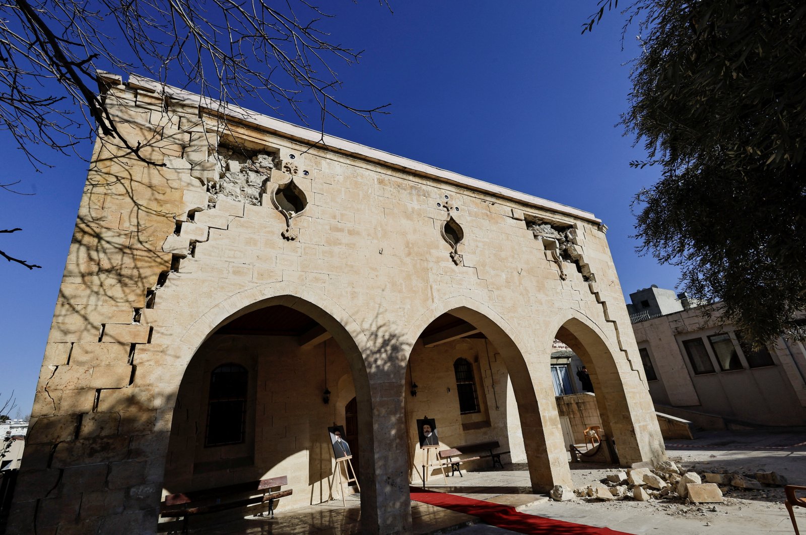 Meskipun gempa, beberapa landmark masih utuh di Türkiye’s Kahramanmaraş