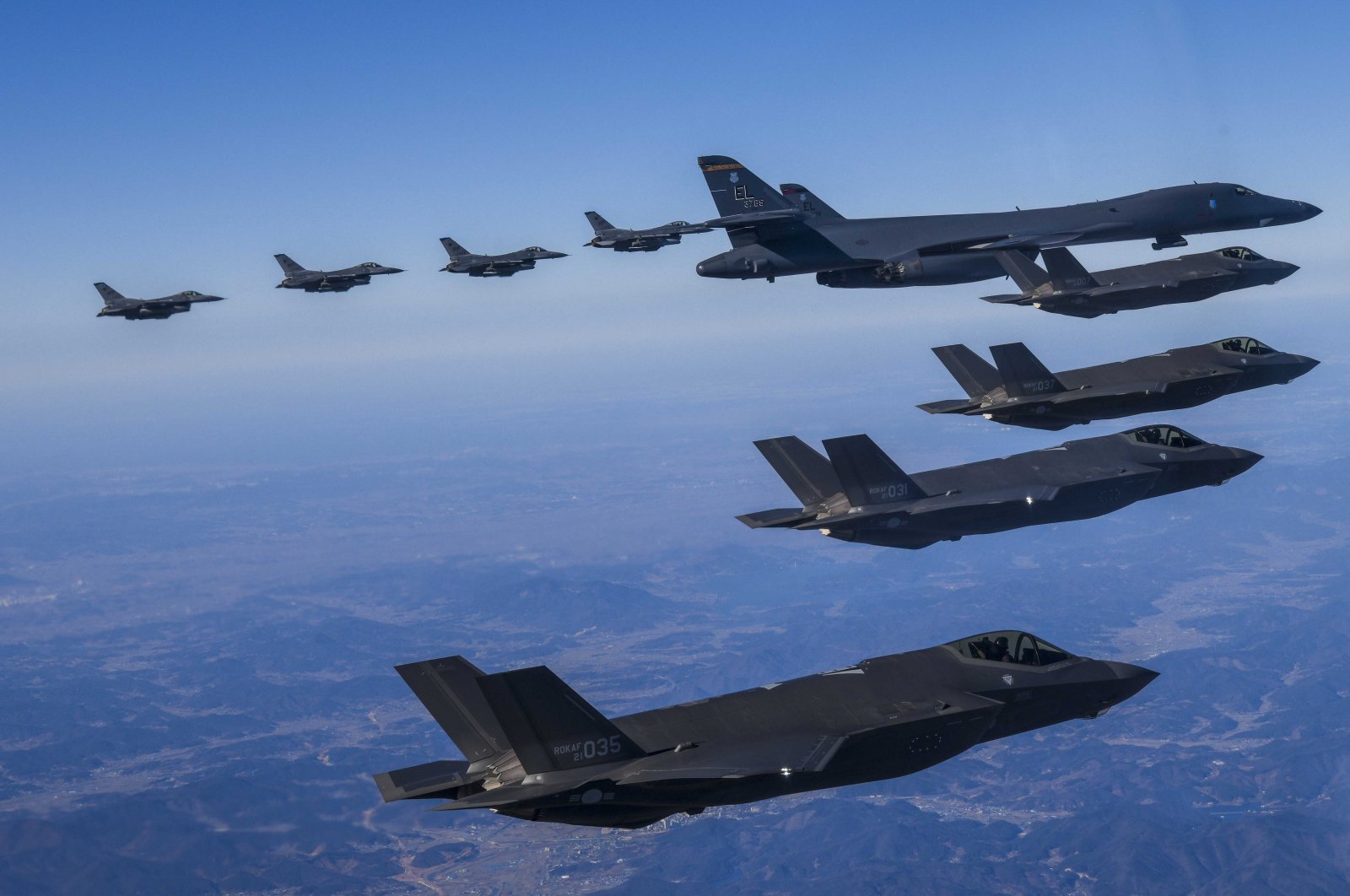 U.S Air force B-1B and South Korea Air Force F-35A aircraft during a joint air drill after North Korea&#039;s missile launch, South Korea, Feb. 19, 2023. (EPA Photo)