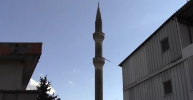 A mosque minaret is seen in Adana, southern Türkiye, Feb. 20, 2023. (DHA Photo)