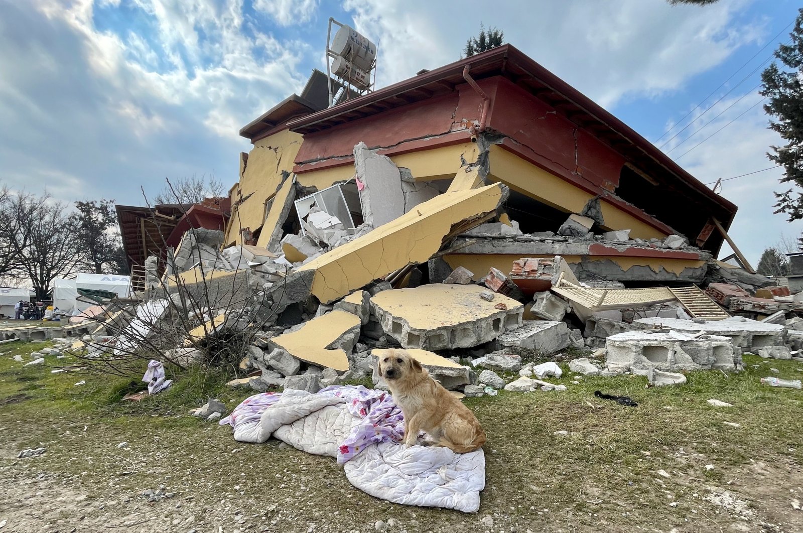 A house demolished by the massive quakes in Ordekdede village in the Pazarcık district of Kahramanmaraş, southeastern Türkiye, Feb. 20, 2023. (AA Photo)