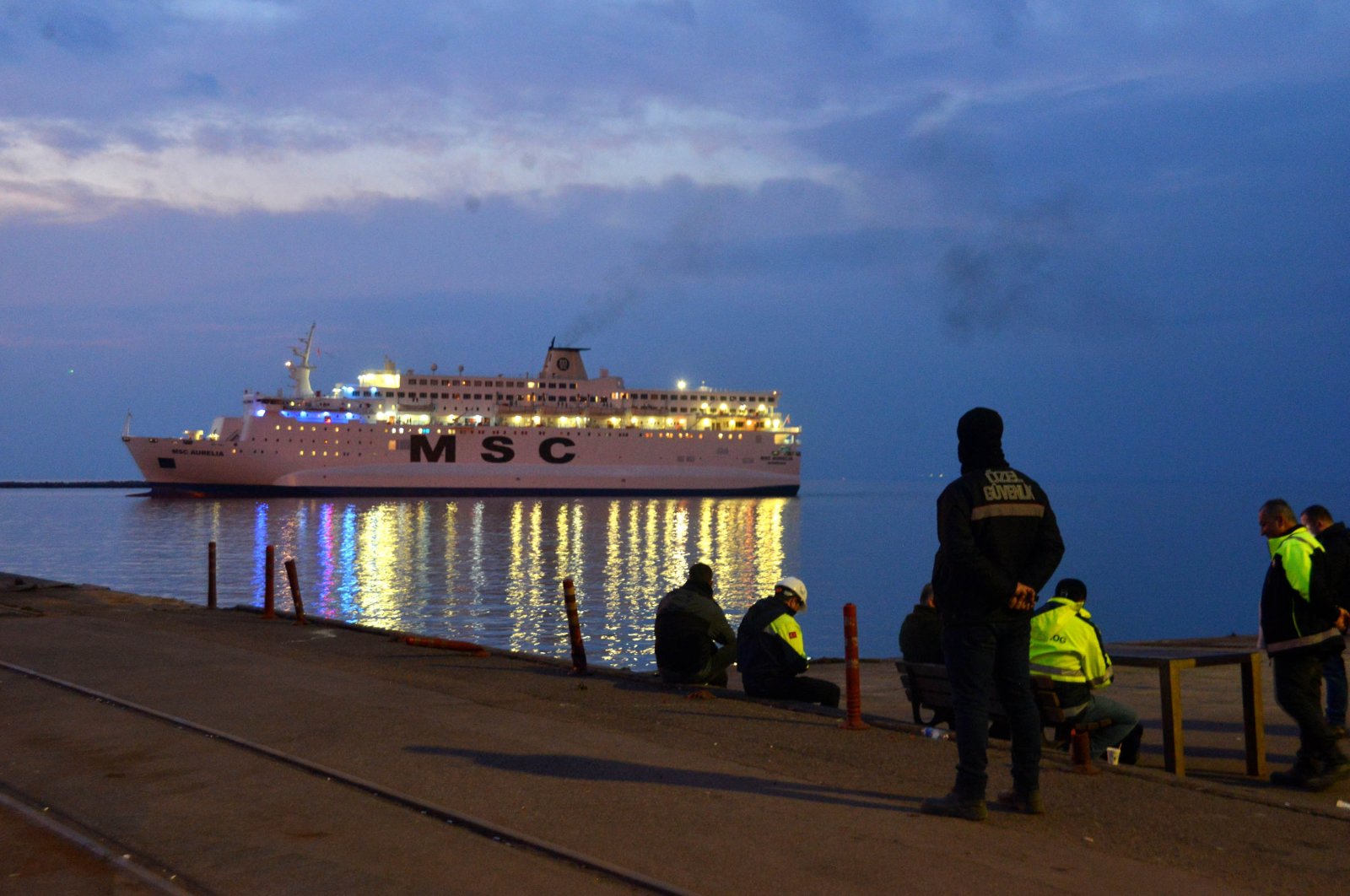 Kapal berkapasitas 906 tempat tidur untuk korban gempa Türkiye berlabuh di Iskenderun