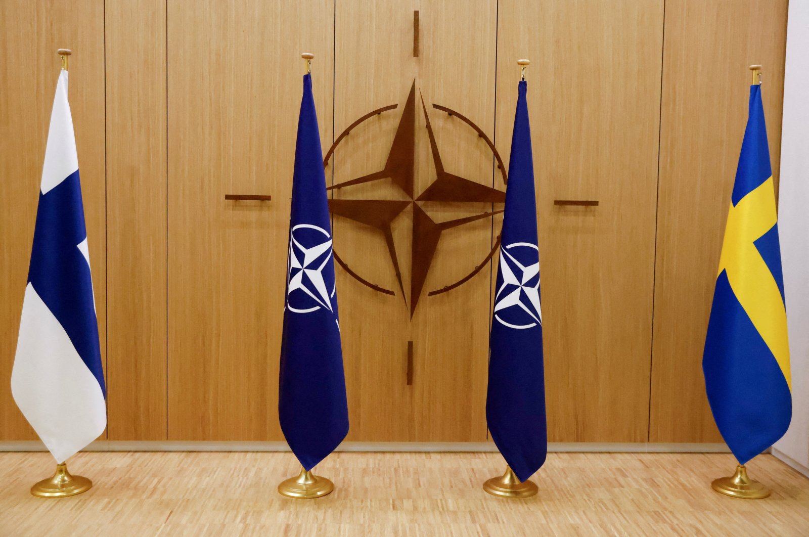 Hongaria dapat menyetujui Swedia, tawaran NATO Finlandia bulan depan