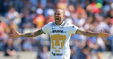 Pumas' Dani Alves reacts during the first-round match against FC Juarez as part of the Torneo Clausura 2023 Liga MX at Olimpico Universitario Stadium, Mexico City, Mexico, Jan. 8, 2023. (Getty Images Photo)