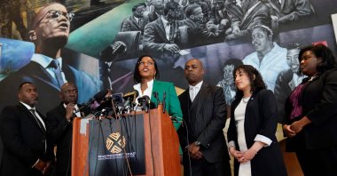 Ilyasah Shabazz (C), daughter of African-American activist Malcolm X, speaks at a press conference, New York, U.S., Feb. 21, 2023. (AFP Photo)
