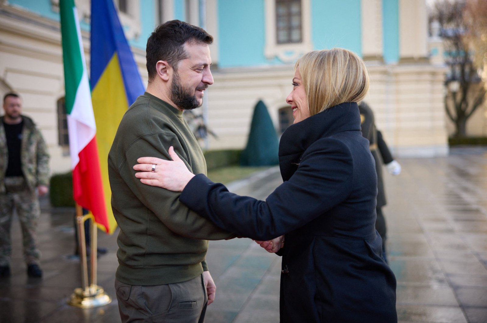 Meloni menegaskan kembali dukungan Italia untuk Ukraina selama perjalanan ke Kyiv