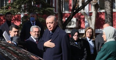 President Recep Tayyip Erdoğan and first lady Emine Erdoğan greet citizens as they arrive at Ankara University Children’s Hospital campus to visit a teenage girl who was rescued from the rubble 248 hours after the deadly earthquakes in the southeast, Ankara, Türkiye, Feb. 22, 2023. (AA Photo)