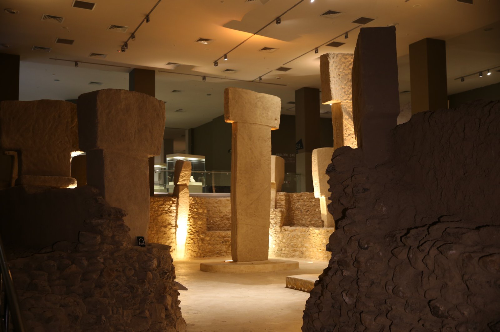 Artefak neolitik berusia 12.000 tahun di museum selamat dari gempa