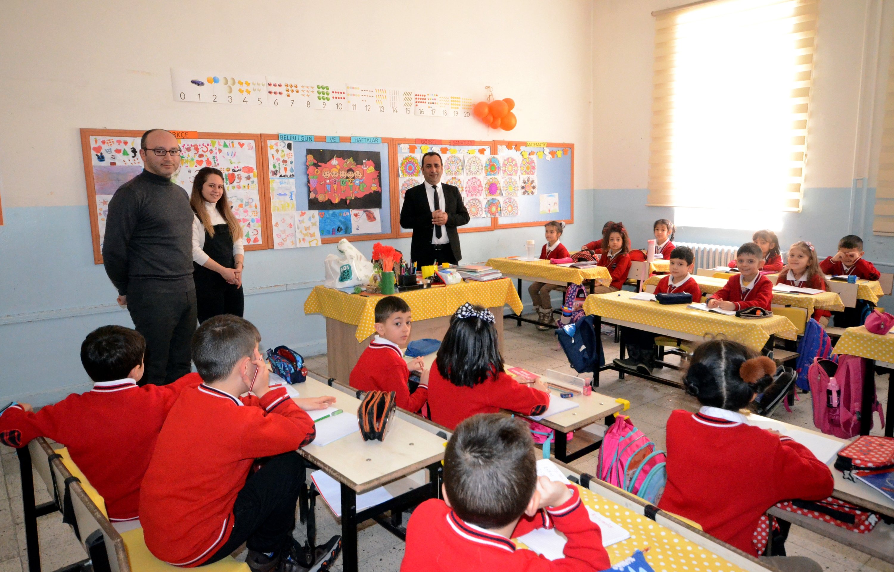 Türkiye's hospital classrooms maintain young patients' education ...