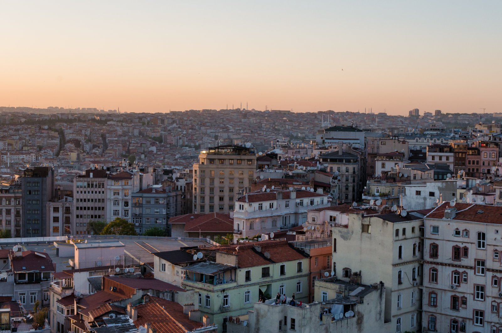 Apartments and Istanbul&#039;s cityscape are seen in this undated photo. (Shutterstock Photo)