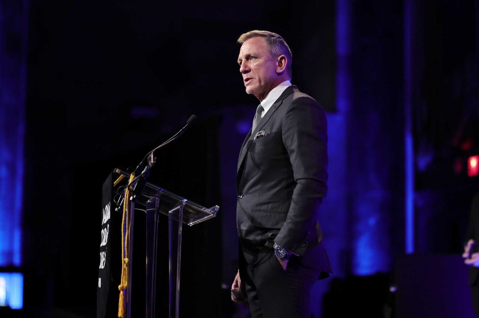 Daniel Craig speaks on stage during the National Board Of Review 2023 Awards Gala, New York, U.S., Jan. 8, 2023. (Getty Images Photo)