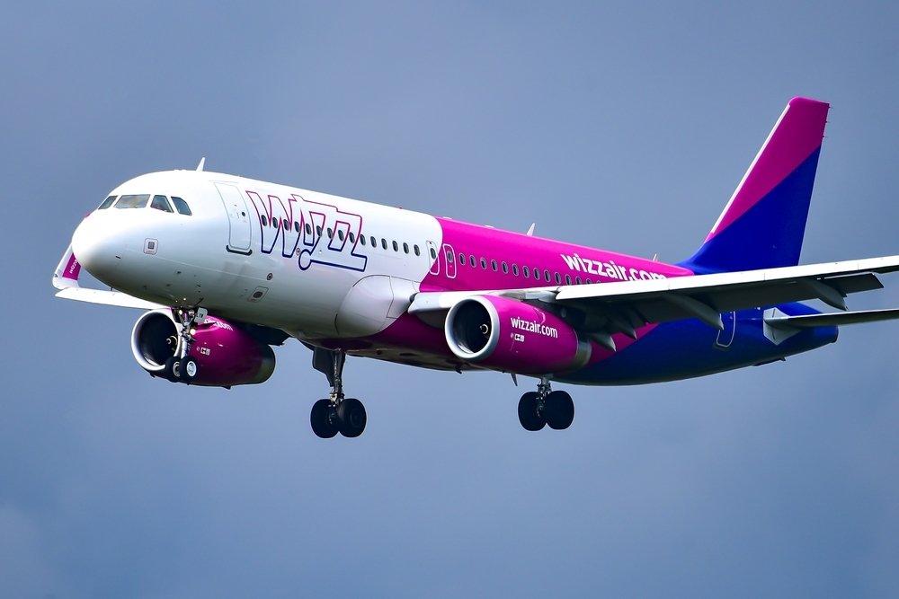 A Hungarian Wizz Air HA-LYW Airbus A320 is seen over the airport in Frankfurt, Germany, July 13, 2019. (Shutterstock Photo)