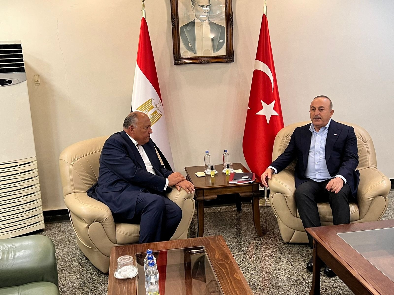 Foreign Minister Mevlüt Çavuşoğlu (R) meets Egypt&#039;s Foreign Minister Sameh Shoukry, in Mersin, southern Türkiye, Feb. 27, 2023. (Reuters Photo)