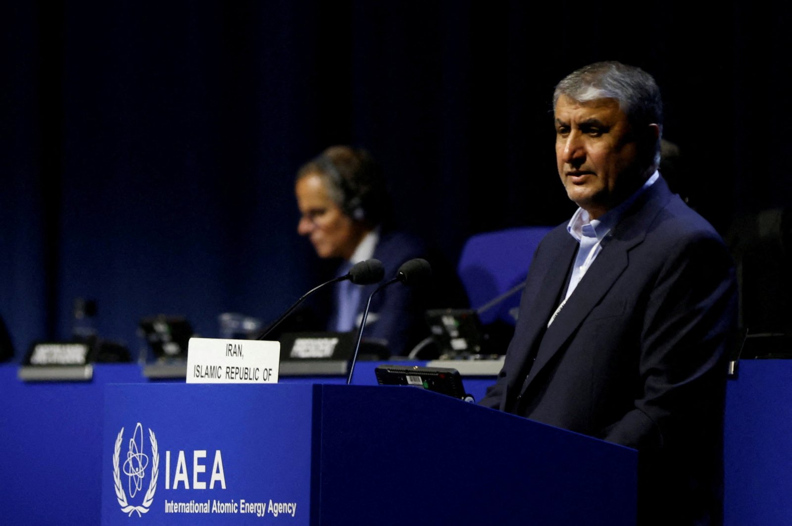 Head of Atomic Energy Organization of Iran Mohammad Eslami (R) and International Atomic Energy Agency Director General Rafael Grossi (L) attend the opening of the IAEA General Conference at their headquarters in Vienna, Austria, Sept. 26, 2022. (Reuters File Photo)