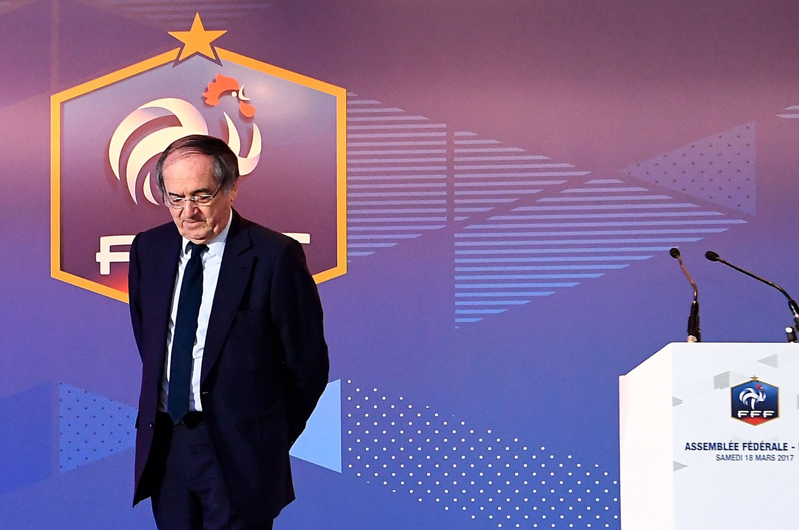 Bos sepak bola Prancis mengundurkan diri di tengah penyelidikan pelanggaran