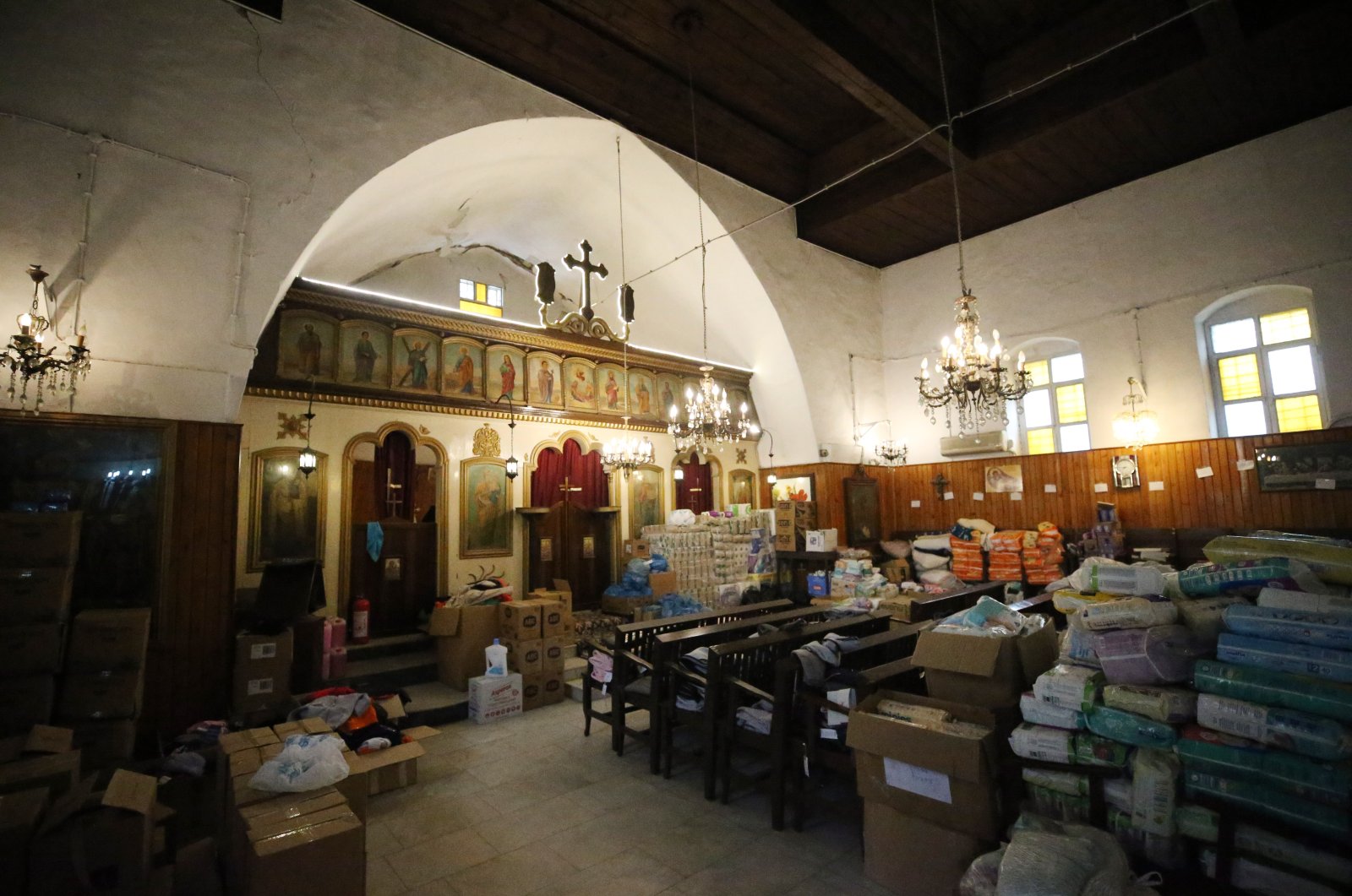 Gereja di Iskenderun Türkiye menjadi gudang bantuan setelah gempa