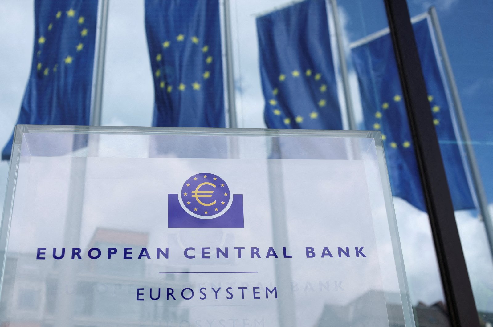ECB menghadapi kenyataan dingin: Perusahaan menguangkan inflasi