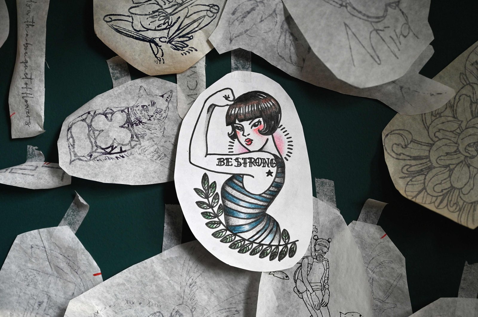 Tinta untuk memberdayakan: Seniman tato Cina menceritakan kisah-kisah wanita