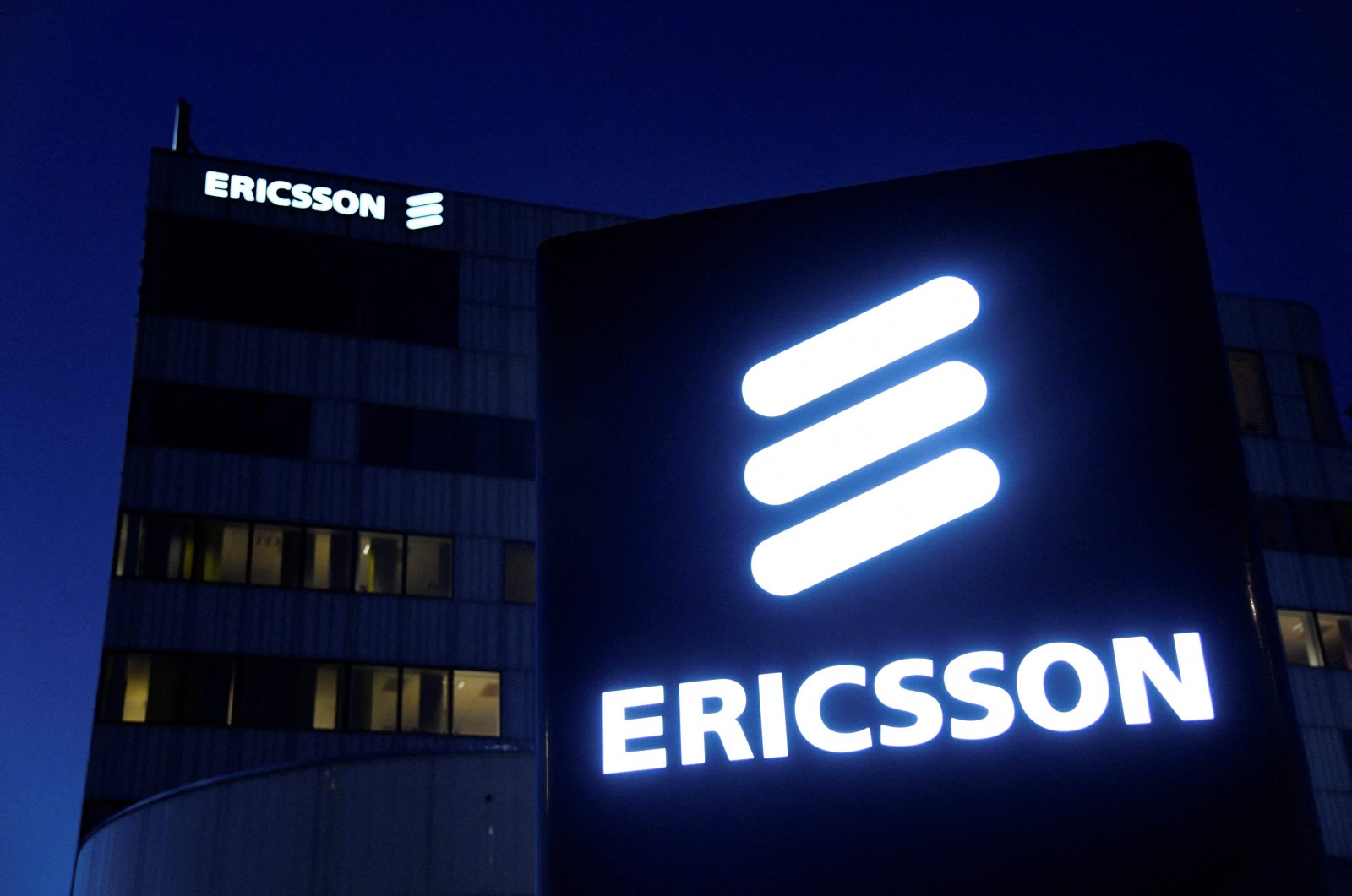 Ericsson setuju untuk membayar lebih dari 6 juta kepada AS dalam penyelidikan penyuapan