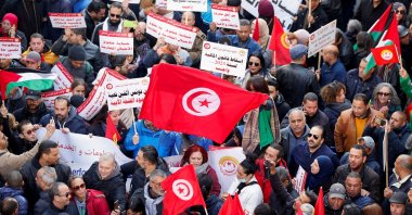 Supporters of the Tunisian General Labour Union (UGTT) protest against President Kais Saied, in Tunis, Tunisia, March 4, 2023. (Reuters Photo)
