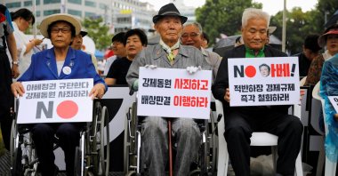 Victims of wartime forced labor during an anti-Japan protest on Liberation Day in Seoul, South Korea, Aug. 15, 2019. (Reuters Photo)