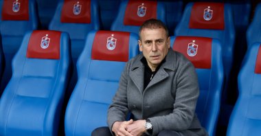 Trabzonspor coach Abdullah Avci during Süper Lig match Ümraniyespor at the Şenol Güneş Sports Complex, Trabzon, Türkiye, March 4, 2023. (AA Photo)