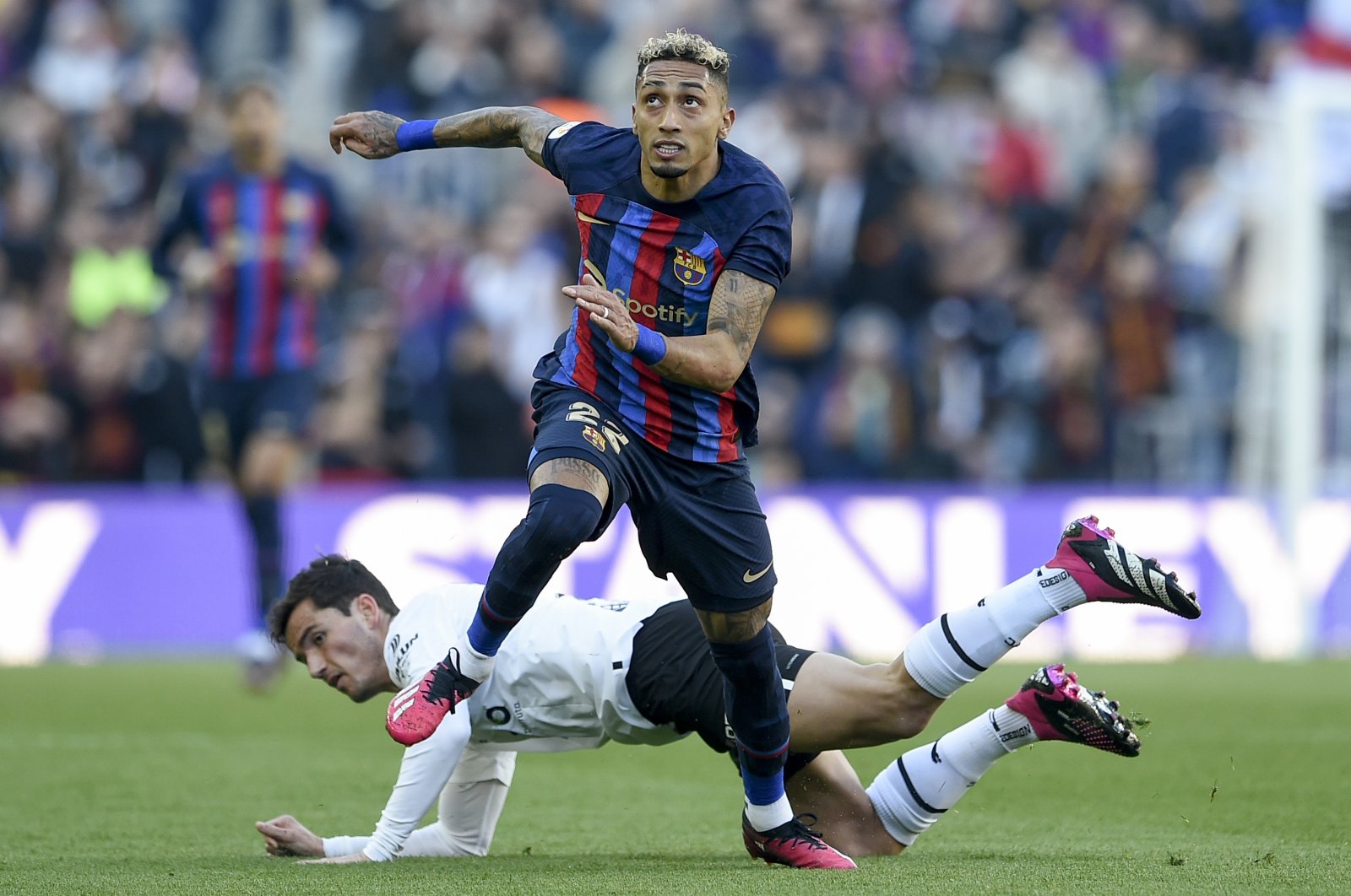 Barca unggul 9 poin setelah menang 1-0 atas Valencia, Madrid tersandung