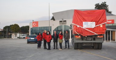 An aid organization on Greece&#039;s Lesbos Island sends humanitarian aid materials to quake victims in Türkiye, Ayvalık, Türkiye, March 3, 2023 (AA Photo)
