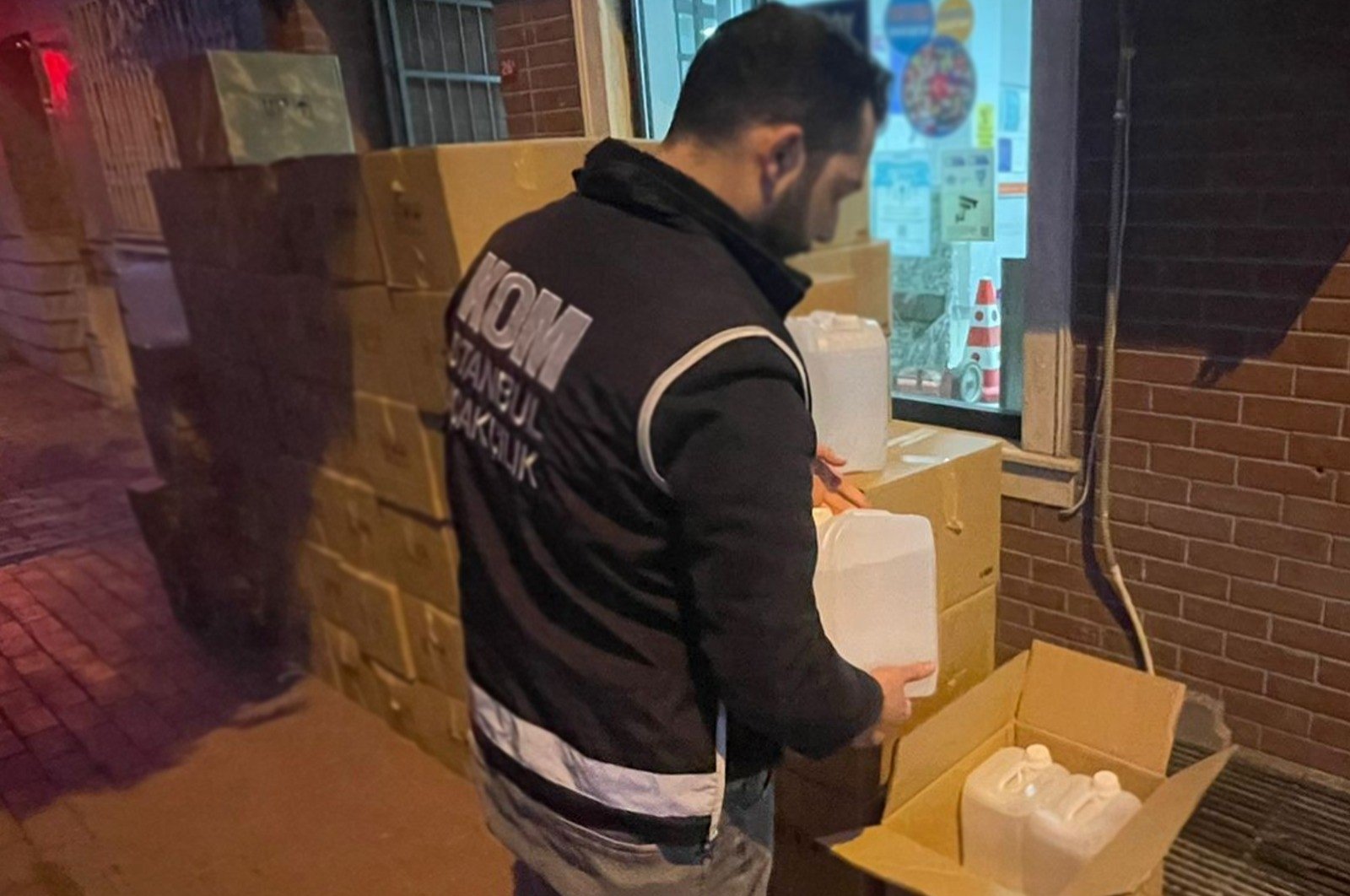 Berton-ton alkohol bajakan disita di Bakırköy Istanbul