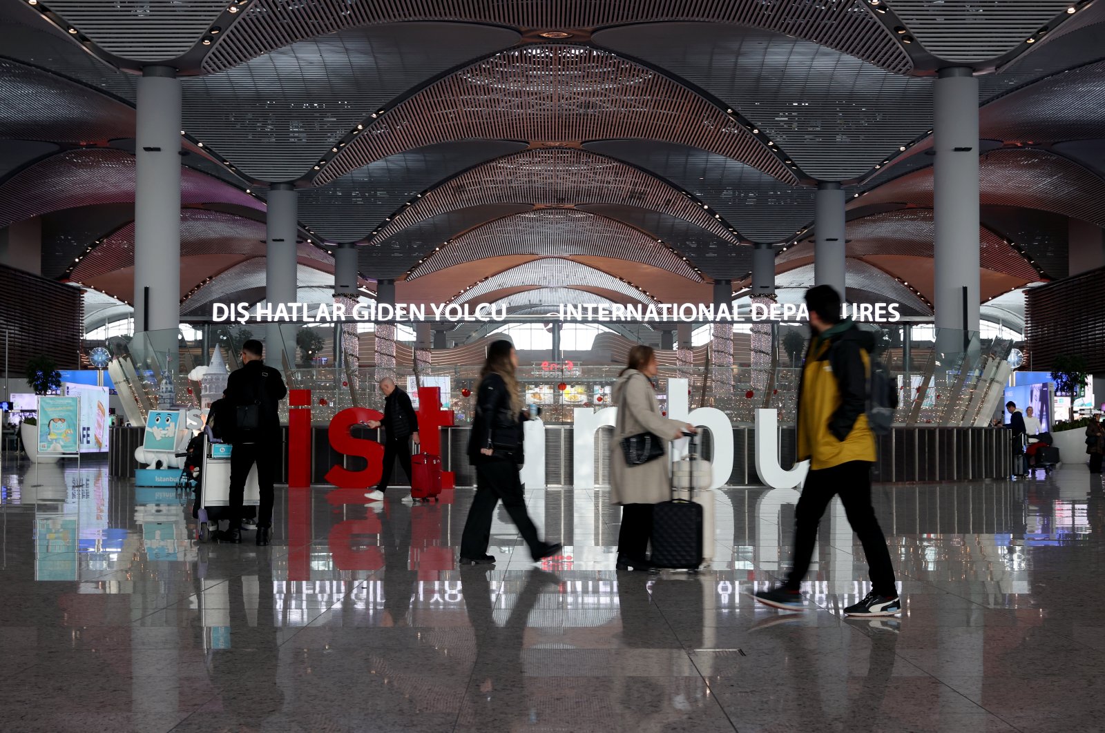 Istanbul tersibuk karena lalu lintas udara Eropa mendekati pemulihan penuh