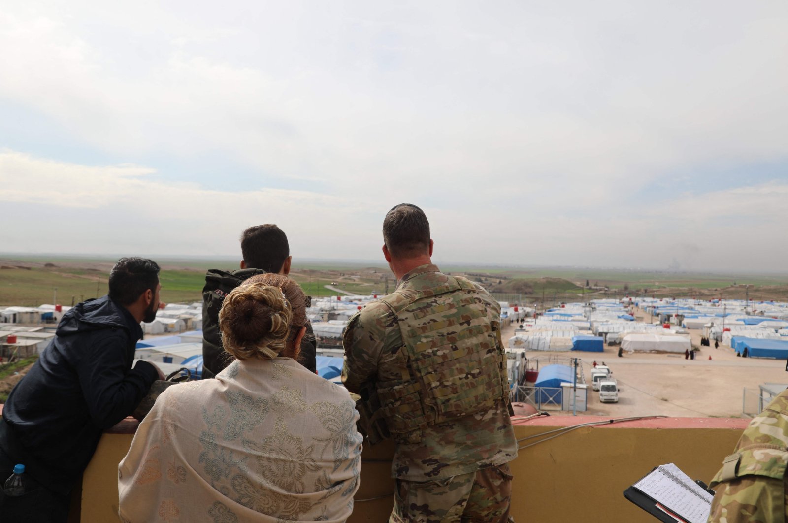 A handout picture released by the U.S. Central Command (CENTCOM) on March 11, shows CENTCOM&#039;s commander, Gen. Michael Kurilla (R), inspecting a detention camp in Hasakeh, northern Syria, March 9, 2023. (AFP Photo)