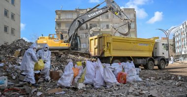 Agricultural pesticides are removed from under the rubble by expert teams after the Feb. 6 earthquakes in Adıyaman, Türkiye, March 13, 2023. (AA Photo)