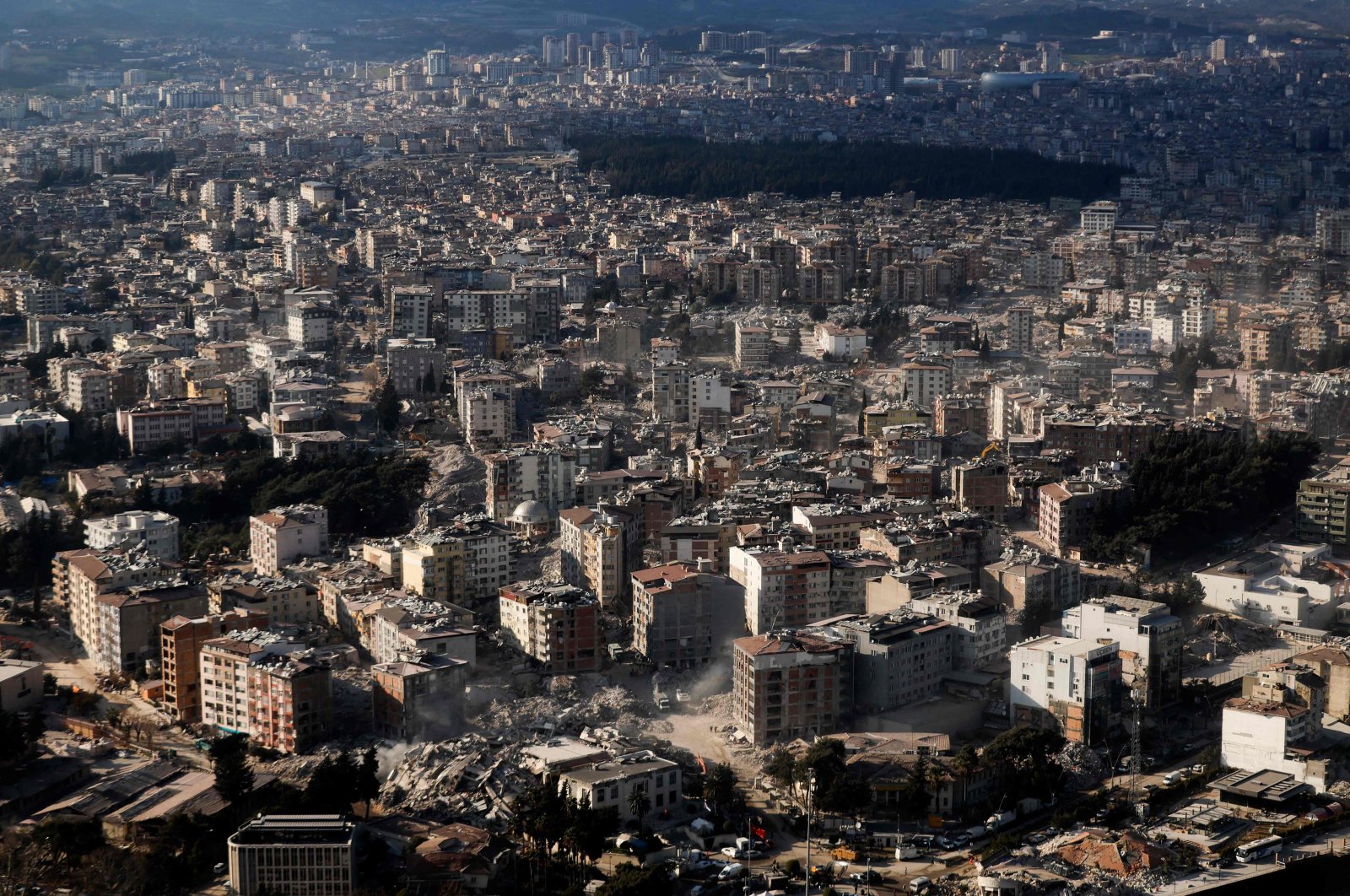 Penjualan rumah di Türkiye turun 18% setelah gempa bumi mematikan
