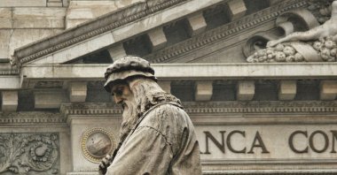 Sculpture of Leonardo Da Vinci at the Scala Square in Milan, Italy, Nov. 12, 2008. (Getty Images Photo)