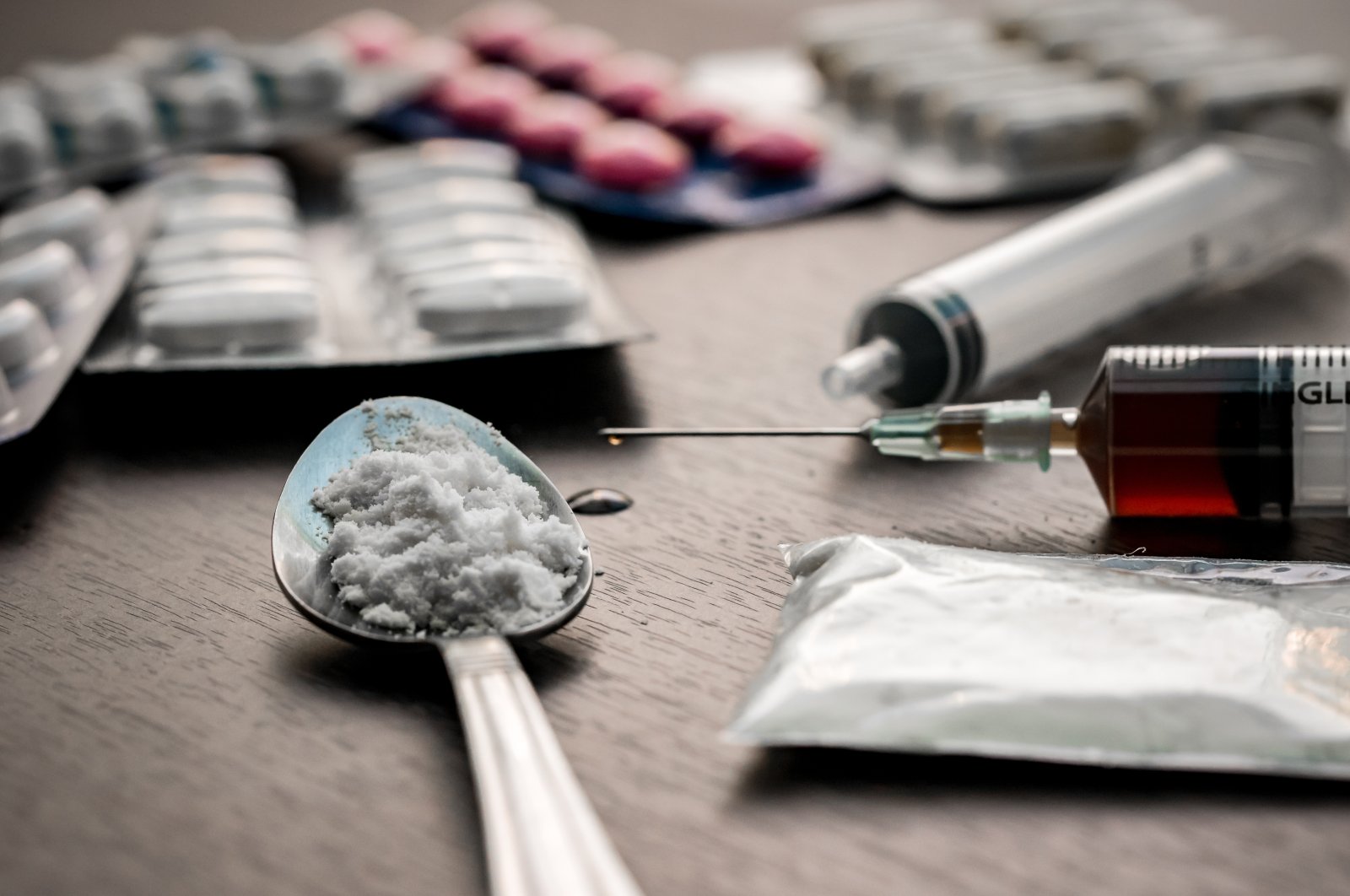 A female pharmacist was deliberately given drugs by her co-worker in Ankara for four years, which led to a traffic accident that killed her 4-year-old son. (Shutterstock Photo)