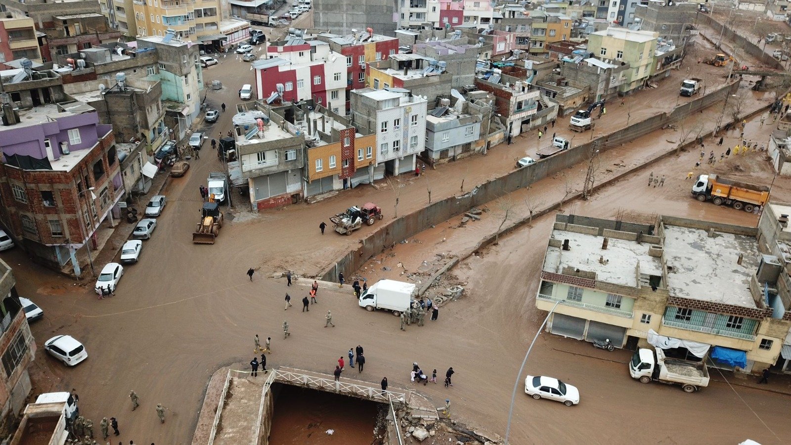 Work to clean flooded areas is currently underway in Şanlıurfa, southeastern Türkiye, March 17, 2023. (DHA Photo)