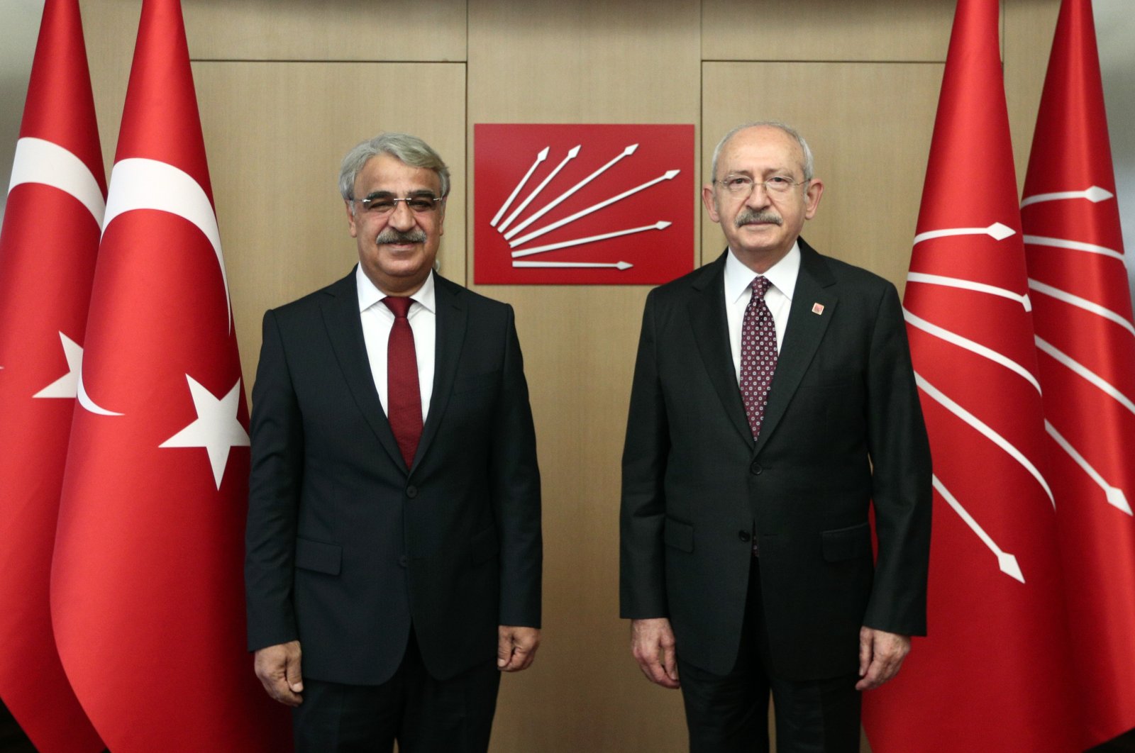 CHP Chair Kemal Kılıçdaroğlu (R) poses with HDP co-Chair Mithat Sancar after a meeting, in the capital Ankara, Türkiye, Feb. 6, 2021. (AA File Photo)