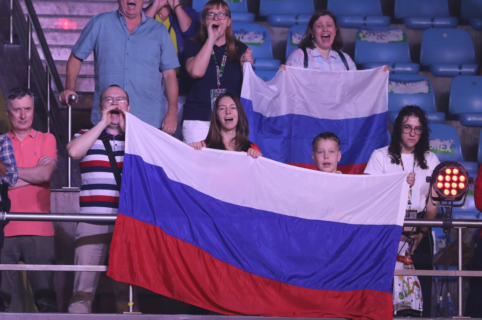 Boikot dan bendera Rusia memicu Kejuaraan Tinju Dunia