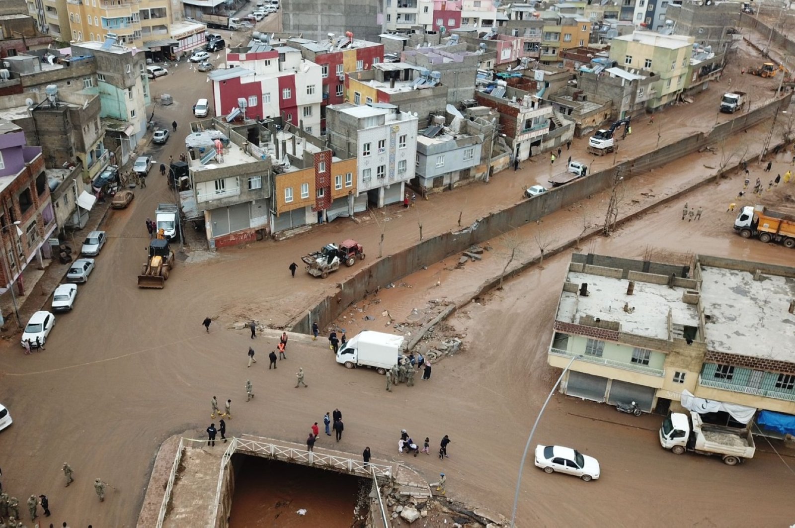 Banjir di SE Türkiye merenggut sedikitnya 18 nyawa: Menteri Soylu
