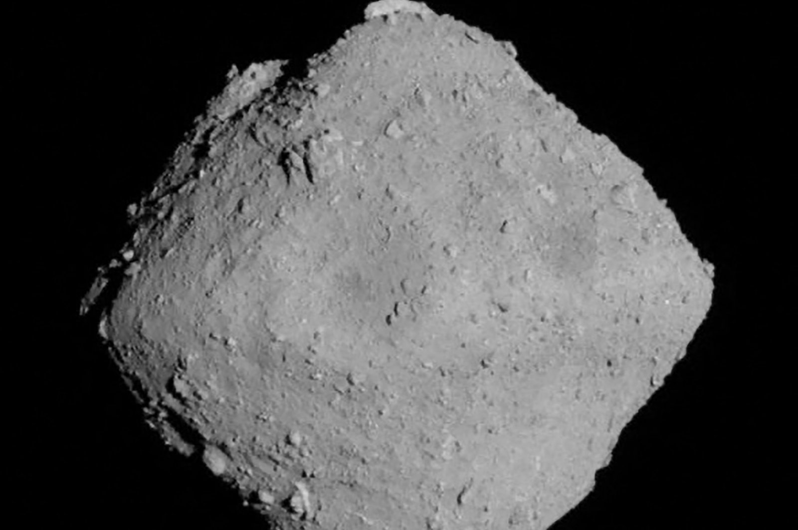 Bahan penting untuk kehidupan ditemukan di asteroid