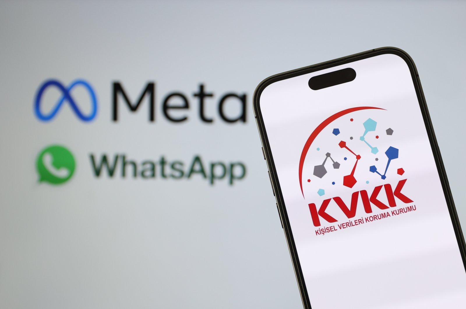 Otoritas perlindungan data Türkiye mendenda WhatsApp, Meta