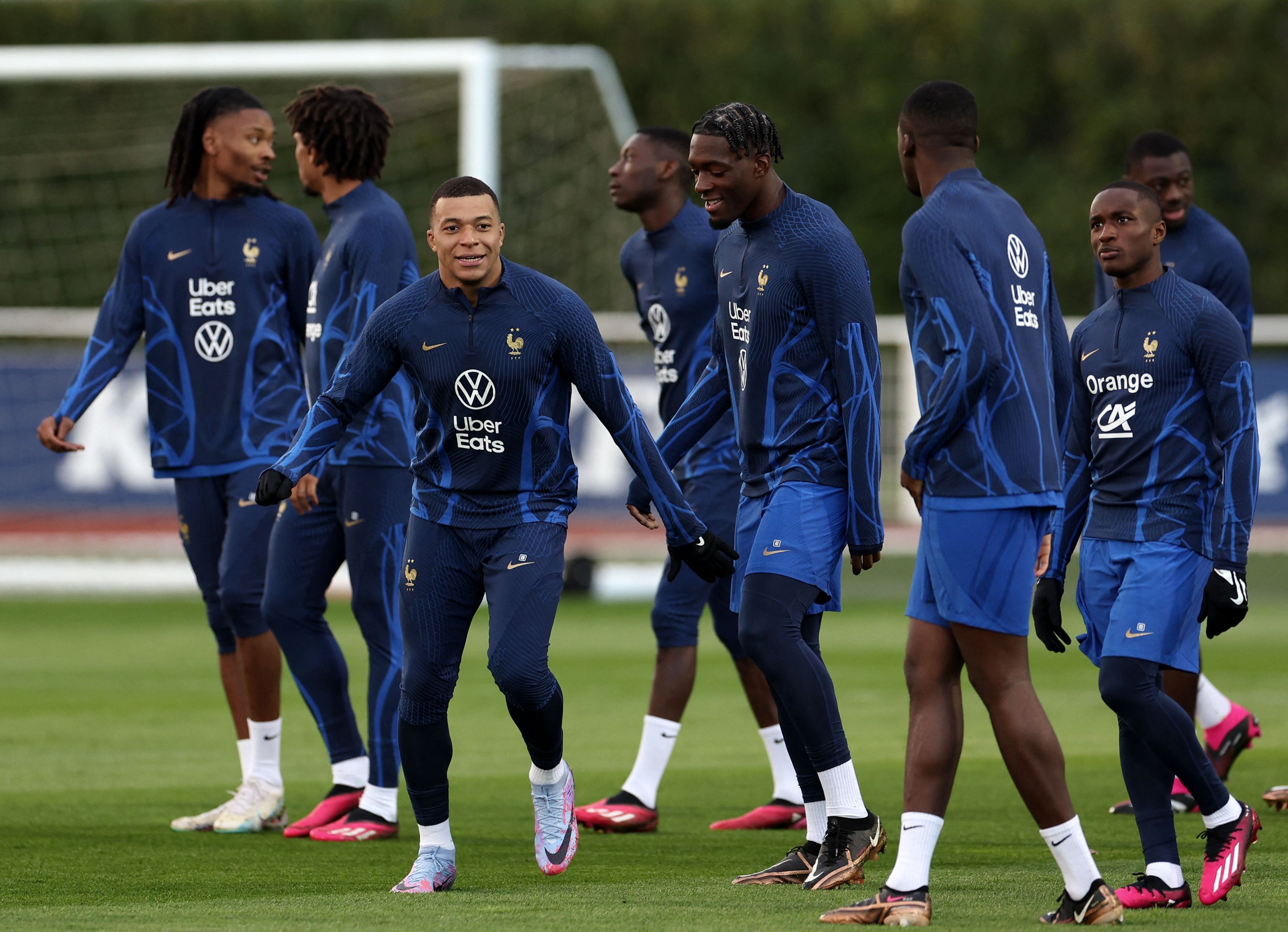 Pogba and Mbappe lead the way as France squad arrive at Clairefontaine