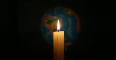 This year "Earth Hour" will take place on March 25 between 8:30 p.m. and 9:30 p.m. in Türkiye (5:30 p.m.-6:30 p.m. GMT). (Shutterstock Photo)