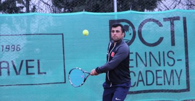 National tennis player Halil İbrahim Acemoğlu trains during the World Championships, Antalya, Türkiye, March 22, 2023. (AA Photo)