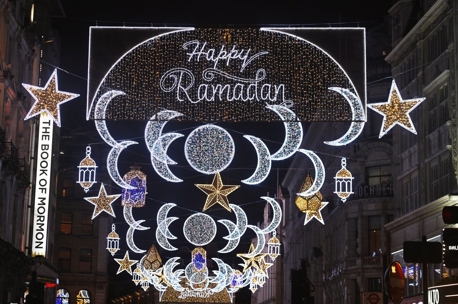 Lights celebrating the Muslim festival of Ramadan are displayed in the West End of London, U.K., March 23, 2023. (EPA Photo)