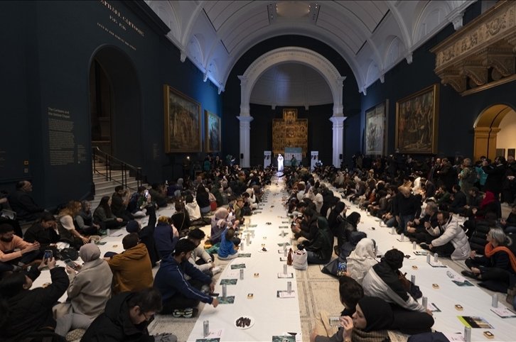 Museum V&A London menyelenggarakan ‘Open Iftar’ selama ratusan bulan Ramadan