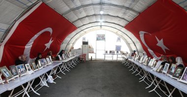 Families are seen protesting the PKK in front of the Peoples' Democratic Party (HDP) headquarters in southeastern Diyarbakır province, Türkiye, March 26, 2023 (AA Photo)
