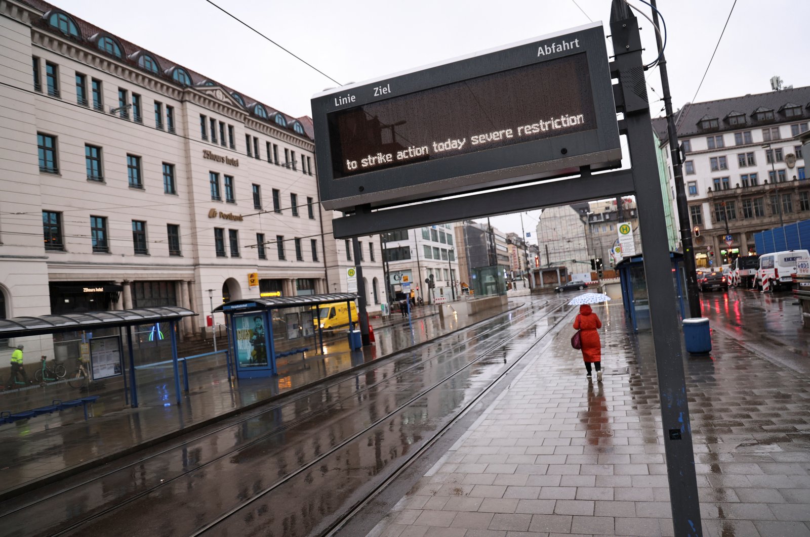 A view shows an empty tram station during a nationwide strike called by the German trade union Verdi over a wage dispute in Munich, Germany, March 27, 2023. (Reuters Photo)