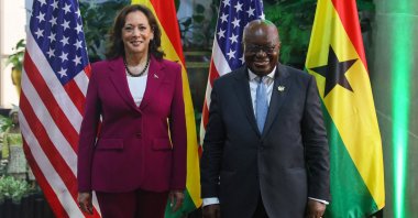 U.S. Vice President Kamala Harris (L) poses for a portrait with President of Ghana Nana Akufo-Addo (R) in Accra, Ghana, March 27, 2023. (AFP Photo)
