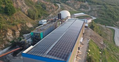 Electricity generated to meet the needs of 5,323 households from 22,695 tons of waste processed at the Solid Waste Separation, Processing and Energy Generation Facility in Düzce, Türkiye, March 28, 2023. (AA Photo)